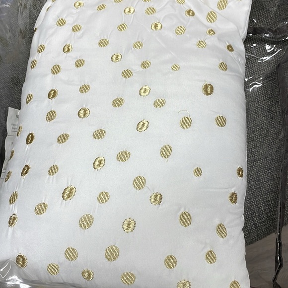 NIB intelligent Design Raina Duvet Set Metallic Print Geometric Style Pillows - Picture 11 of 16